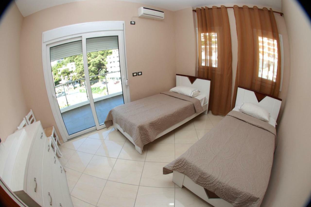 Ferienwohnung Azzura Flats Sarandë Exterior foto