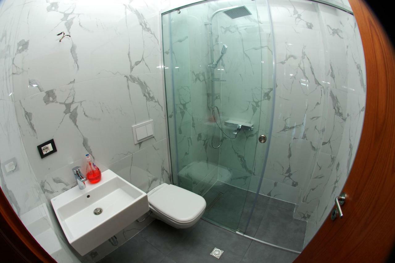 Ferienwohnung Azzura Flats Sarandë Exterior foto